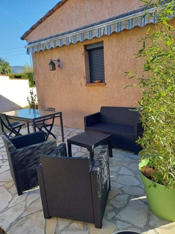 Studio Climatise Dans Villa Calme A 15Km De Cannes Peymeinade Buitenkant foto