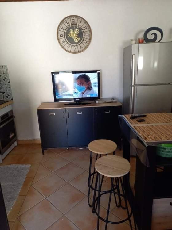 Studio Climatise Dans Villa Calme A 15Km De Cannes Peymeinade Buitenkant foto