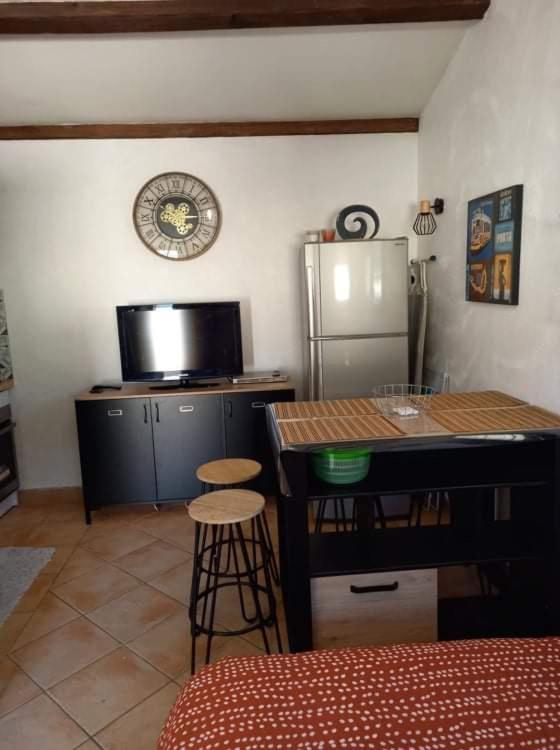 Studio Climatise Dans Villa Calme A 15Km De Cannes Peymeinade Buitenkant foto