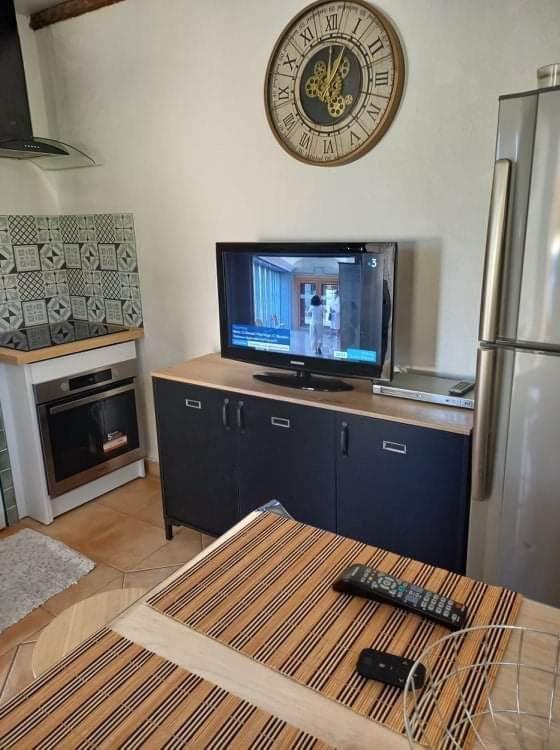Studio Climatise Dans Villa Calme A 15Km De Cannes Peymeinade Buitenkant foto